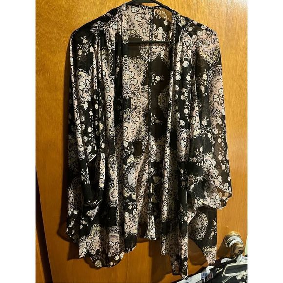 Kimono XL - Picture 1 of 3